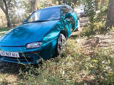 обмен на малолетражку: Mazda 323: 1996 г., 1.8 л, Механика, Бензин, Седан — 3