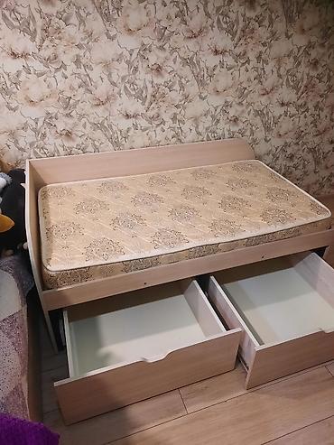 bunk bed: Односпальная кровать, Б/у, С матрасом, длина - 150 см — 4