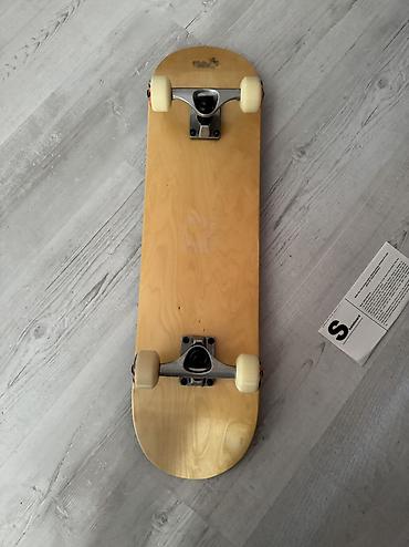 Skateboard – tam komplekt Evin içində yoxlanılıb, çölə çıxmayıb yəni