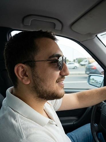 taksi parki: Muhavize veya xirdalana yaxin erazide uygun is olsa buyurub deye — 1