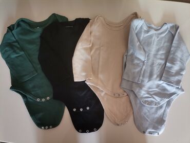 zenski komplet hlace i sako: Bodysuit for babies, 80