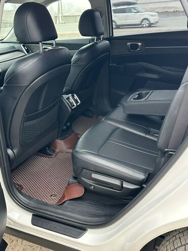 Kia: Kia Sorento: 2021 г., 2.5 л, Автомат, Бензин, Кроссовер at lalafo.kg — 24 Kia: Kia Sorento: 2021 г., 2.5 л, Автомат, Бензин, Кроссовер — 24