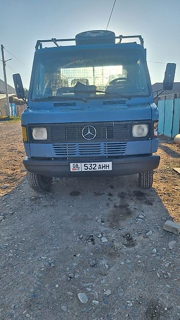 Грузовик, Mercedes-Benz, Стандарт, 3 т, Б/у