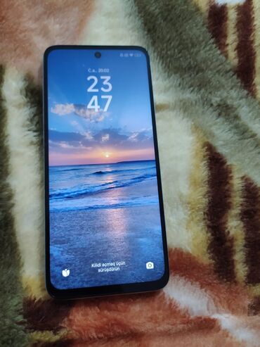 kreditdə olan telefonların alışı: Poco M6, 128 GB, rəng - Boz, Sensor, Barmaq izi, Face ID