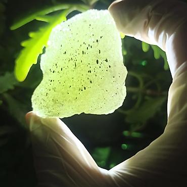 Dekorativ daşlar: Təbii Yaşıl Kristal Daş Satılır | Hədiyyə və Kolleksiya üçün Enerji — 11