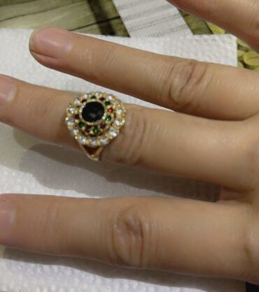 Üzüklər: Üzük — 6