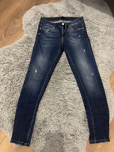 ranac zara: Zara farmerke kao nove. Na njima broj 40, ali moze i za S/M. Stanje — 4