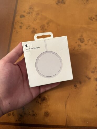 ikinci el ipad mini: Simsiz şarj cihazı Apple