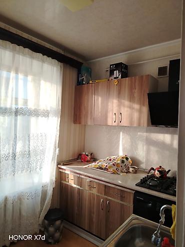 neftcilər: İşıqlı və rahat mənzil otağı kirayə/təklif olunur. Xüsusiyyətlər: - — 7