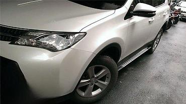 Pragovi i sajtne: PRAGOVI TOYOTA RAV4 (2013+) | Cena je sa popustom, jos jedan komplet — 4