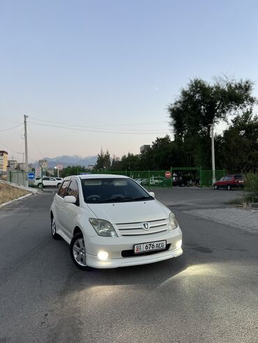 авто тойота ист: Toyota ist: 2004 г., 1.3 л, Автомат, Бензин, Хетчбек