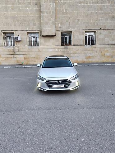 hyundai terracan: Hyundai Elantra: 2 l | 2017 il Sedan — 3