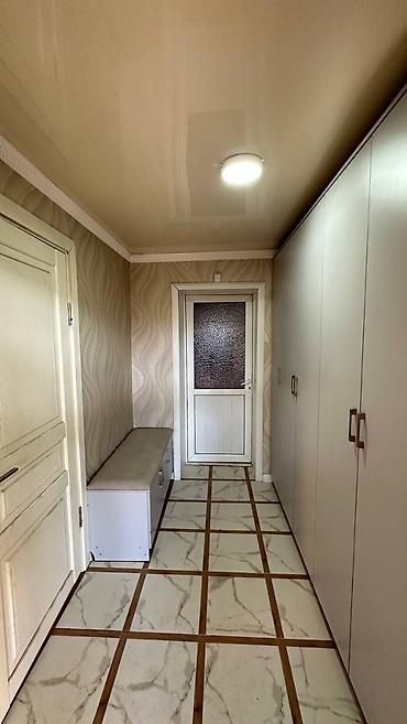 Продажа коттеджей и домов: Дом | Восток 5 | 4 СОТОК | Город - Бишкек Район - Восток 5 Площадь - — 9