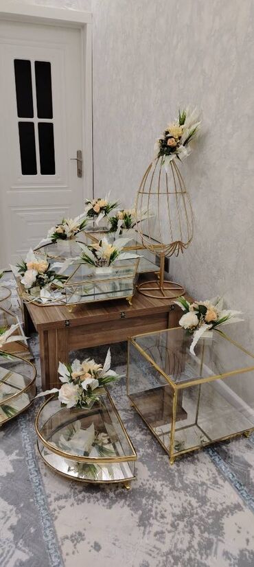 Xonçalar: Salam xonça yeni alınıb 1 dəfə istifadə olunub. Ehtiyac yoxdur — 14