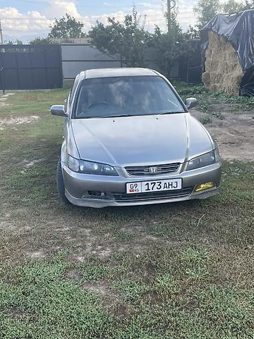 купить тойота cr v: Honda Accord: 1998 г., Автомат, Седан — 1
