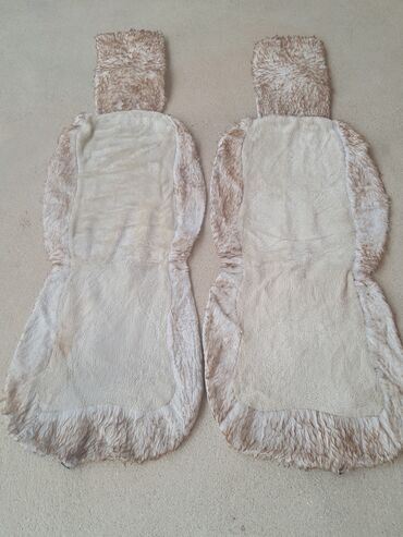 Qoşqular: Məhsul: Avtomobil oturacağı üçün 2 ədəd kürk tipli üzlük (komplekt)