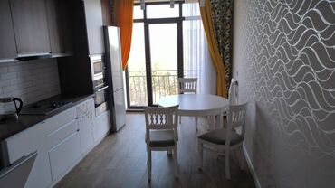 купить квартиру в токмоке: 2 бөлмө, 79 кв. м, Элитка, 9 кабат, Евроремонт