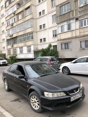 Honda: Honda Accord: 2001 г., 2 л, Автомат, Бензин, Седан