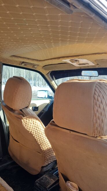 Audi: Audi 80: 1989 г., 1.8 л, Механика, Бензин, Седан — 2