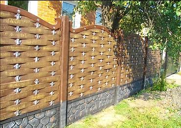 каменный шпон: ТОКМОК ИВАНОВКА КЕМИН Декоративный забор, выполненный из бетонных — 3