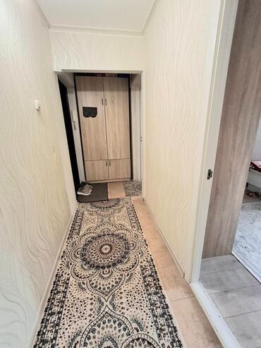 3 комнатная квартира 104 серии бишкек: 2 комнаты, 43 м², 104 серия, 1 этаж, Косметический ремонт
