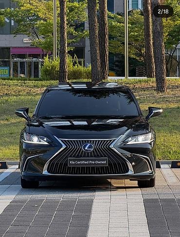 Lexus ES: 2020 г., 2.5 л, Вариатор, Гибрид, Седан