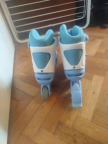 Roleri i rolšue: Podesivi roleri 36-39 plavi,tockici za rolere - ko novi Deciji — 3