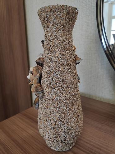 kalistamon gulu: Bir vaza — 3