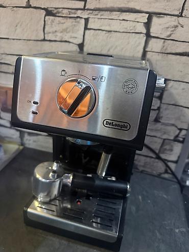 par utusu: Qəhvə maşını Delonghi, Yarımavtomat, Kapuçinator ilə, İşlənmiş — 2
