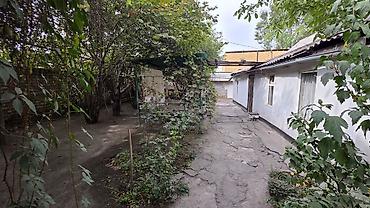 Үйлөрдү сатуу: 3 бөлмө, 65 м², 4 соток, Бишкек, Аламедин базары Менчик ээси — 4