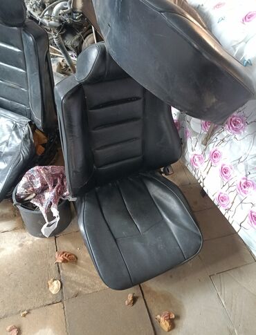 Digər avtomobil ehtiyat hissələri: 190 san mersdesə aid zapçasdar hər şey var əlaqə üçün 055-4216071 -da lalafo.az — 8 Digər avtomobil ehtiyat hissələri: 190 san mersdesə aid zapçasdar hər şey var əlaqə üçün 055-4216071 — 8