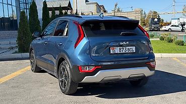 машина чанга: Kia Niro: 2022 г., 1.6 л, Автомат, Гибрид, Кроссовер — 2