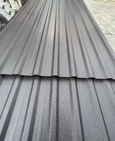Profnastil: Bu metal kirəmit dam örtüyü üçün nəzərdə tutulmuş, dalğalı profilli — 20