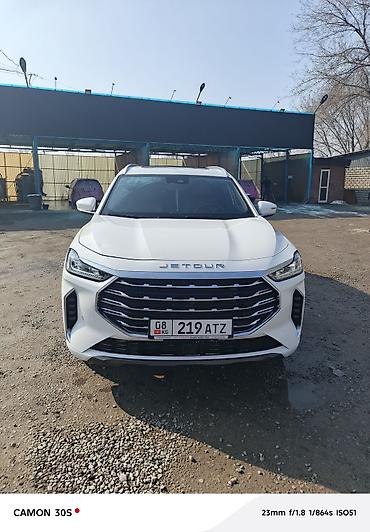 Jetour: Jetour X70M: 2023 г., 1.6 л, Робот, Бензин, Кроссовер — 3