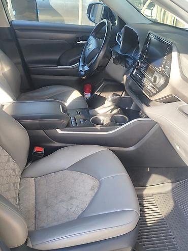 5: Toyota Highlander: 2022 г., 2.5 л, Вариатор, Гибрид, Кроссовер — 7