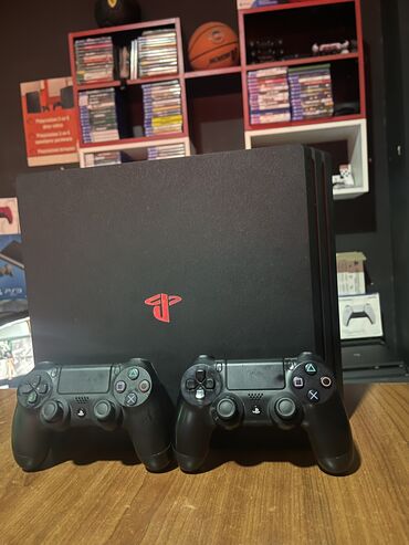 playstation 3 oyun: Ps 4 Pro yaddas 1 TB ustunde 2 edee pult verlir yaddasinda 4 eded