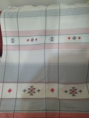 текстиль для дома: Льняная скатерть, б/у, с вышивкой, советских времен, в очень хорошем
