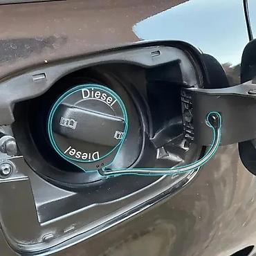 Poklopci rezervoara: CEP POKLOPAC REZERVOARA ZA GORIVO VW AUDI DIESEL | Na prodaju nov — 2