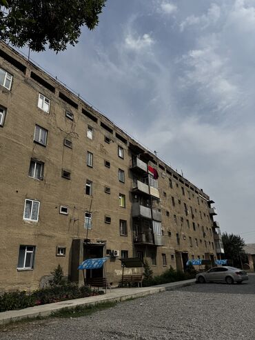 продается орошаемая земля в жайылско районе алтыр будёновка 5 40 гектар цена договорная с довой проблем нету оформление сразу: 4 бөлмө, 110 кв. м, 4 кабат, ПСО (өзү оңдоп түзөтүп бүтүү үчүн)
