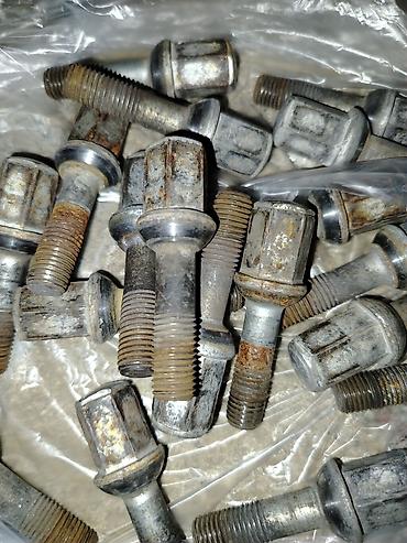 kənd məhsulları: M14x1.5 təkər boltu dəsti. Cəmi 20 ədəddir. Mersedec Benz - Növ — 2
