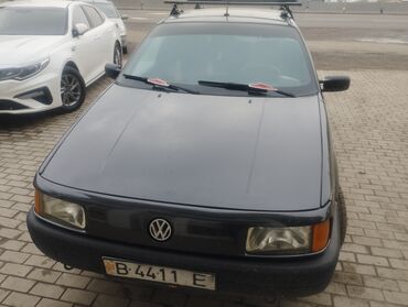 Volkswagen: Volkswagen Passat: 1990 г., 1.8 л, Механика, Бензин, Седан