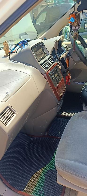 vip razbor: Toyota Ipsum: 2002 г., 2 л, Автомат, Бензин, Минивэн — 5