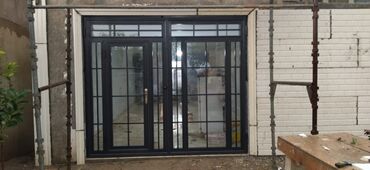 Giriş qapıları: Mənzil üçün Yeni Giriş qapısı Şəbəkə ilə, Zəmanətli, Pulsuz çatdırılma — 12