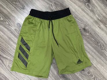 adidas siroka trenerka: Shorts Adidas, M (EU 38)