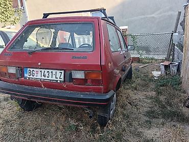cz 90: Zastava Yugo, crvena boja, trovratni hečbek. Karakteristike i — 6