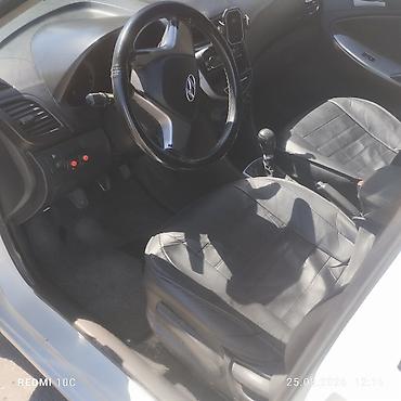 хуйндай солярис: Hyundai Solaris: 2014 г., Механика, Бензин, Седан — 2