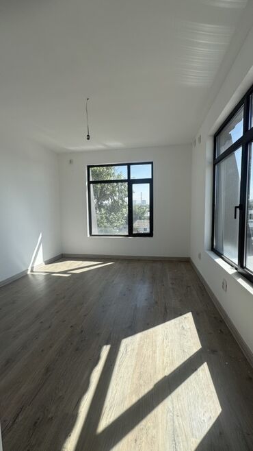 Другая коммерческая недвижимость: Коммерческое здание у дороги - Отдельно стоящее 3‑этажное здание с — 23