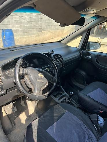 беловодск авто: Opel Zafira: 2002 г., 1.6 л, Кол менен иштөөчү, Бензин, Вэн/Минивэн — 6