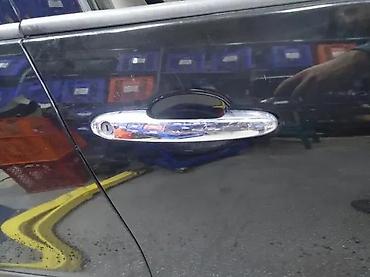 alfa spitfire: Fiat 500l prednja desna spoljna kvaka. Fiat 500l prednja desna spoljna — 1
