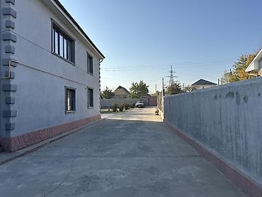 токмок продажа частный дом: Продажа 2 этажный жилой дом с 5 комнат+ кладовка в жилмассив Учкун — 7